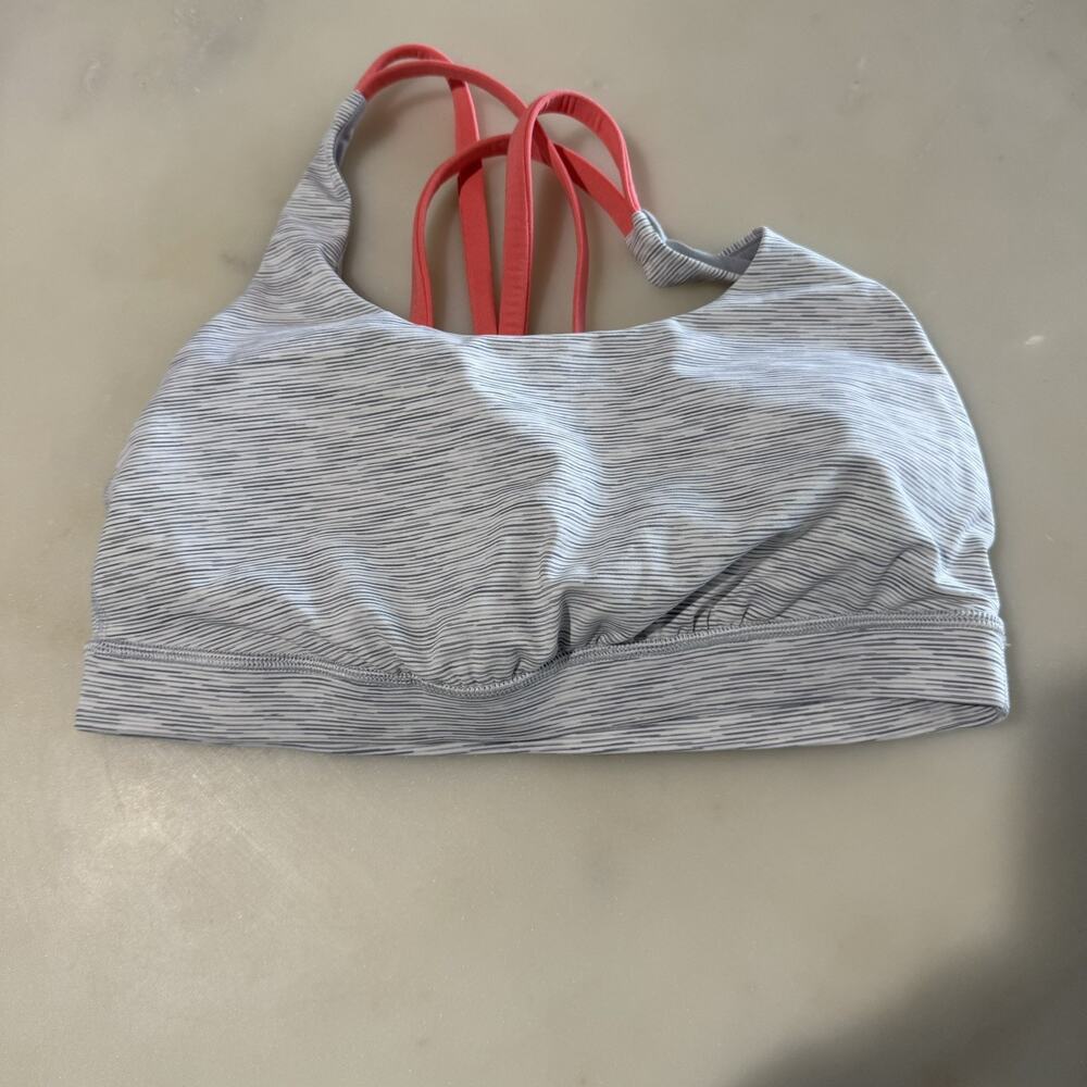 Lululemon Energy Bra Size 8 Gray Pink Built in Bra Medium Support Sports Pilates - Picture 3 of 9